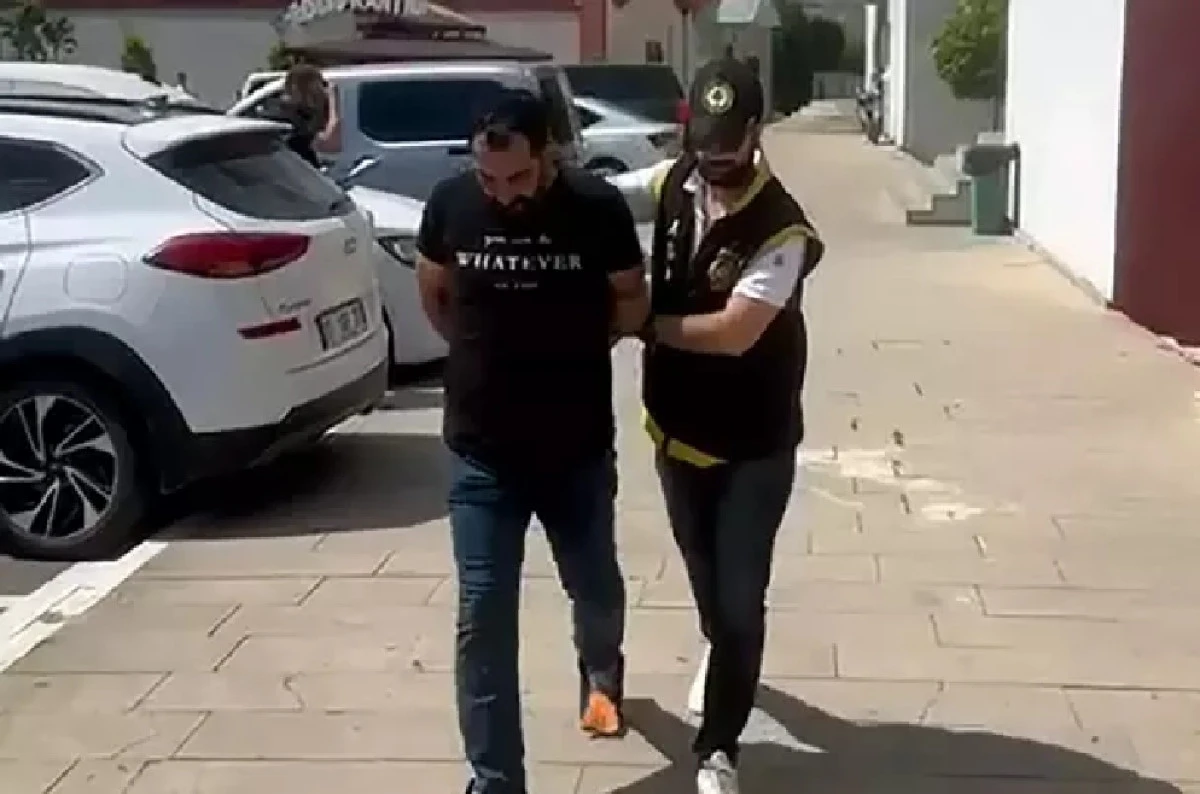 Adana polisi ikna etti... Atina'dan dönüp teslim oldu... 