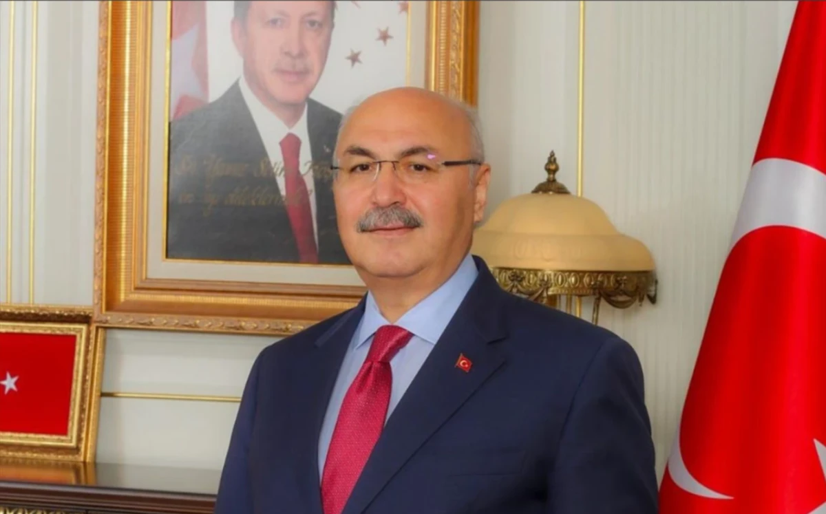 Adana Valisi Köşger'den o karikatüre sert tepki!... O YARASALARI LANETLİYORUM! 