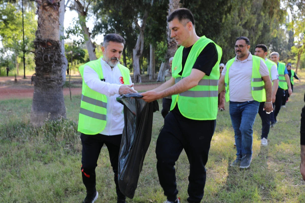 AK Parti'den ÇEVRE TEMİZLİĞİ ve DOĞA YÜRÜYÜŞÜ