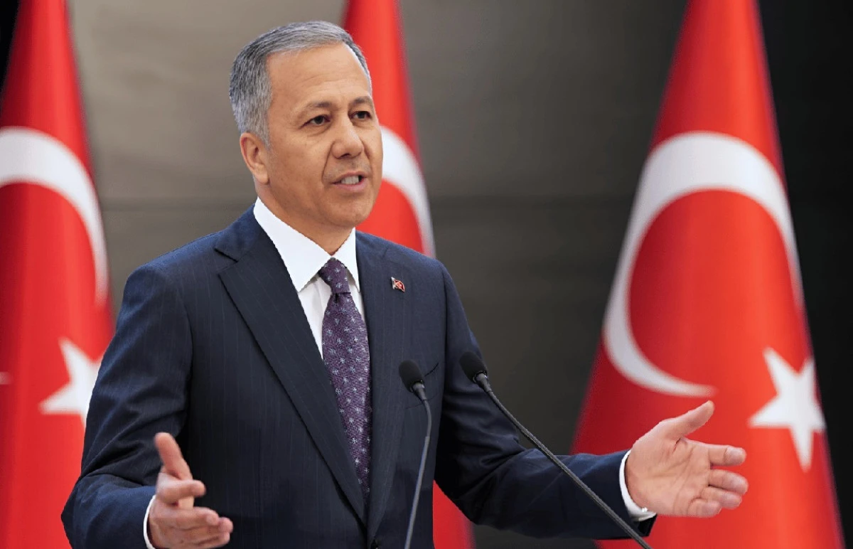 Bakan Yerlikaya duyurdu... 5 İlde dev Yasa Dışı Bahis ve Nitelikli Dolandırıcılık  OPERASYONU!