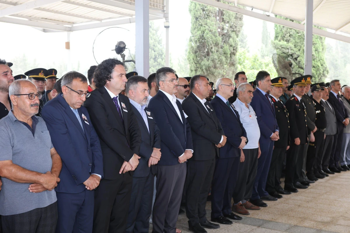 Burası Adana... Şehidimizi dualarla Cennet'e uğurladık... VATAN SAĞ OLSUN! 
