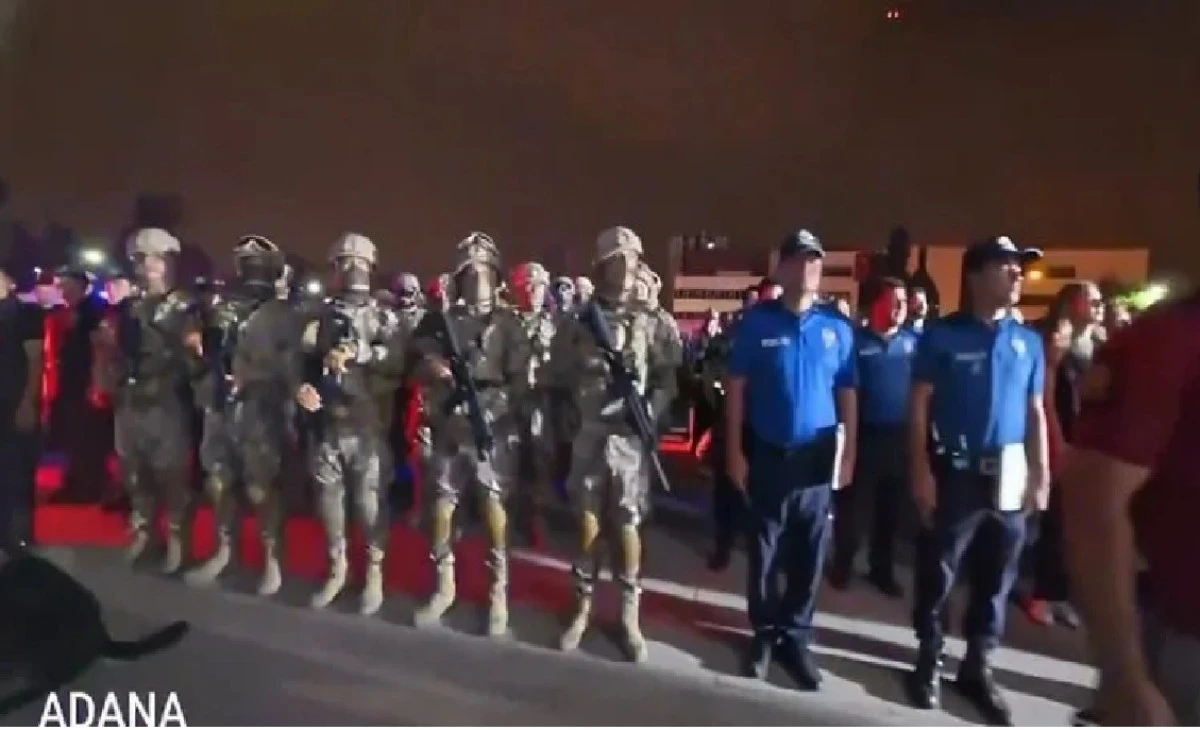 Burası Adana... TÜRK POLİSİ Torbacıları affetmiyor! 