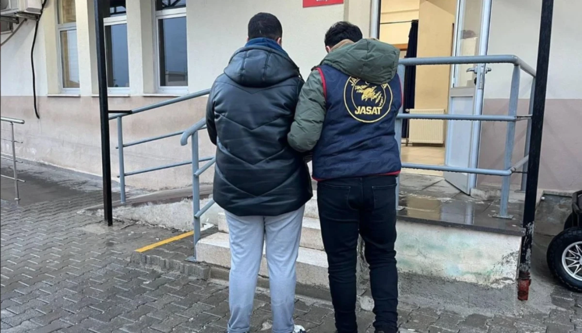 Burası Seyhan... 12 yıllık firari yakalandı! 