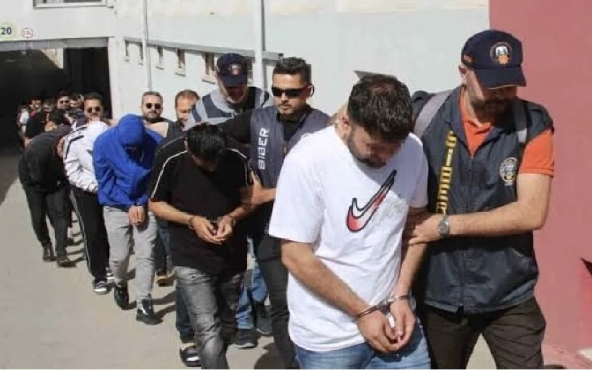 Resmen ADANA'YI DOLANDIRMIŞLAR! Mal varlıkları ŞOK etti! 