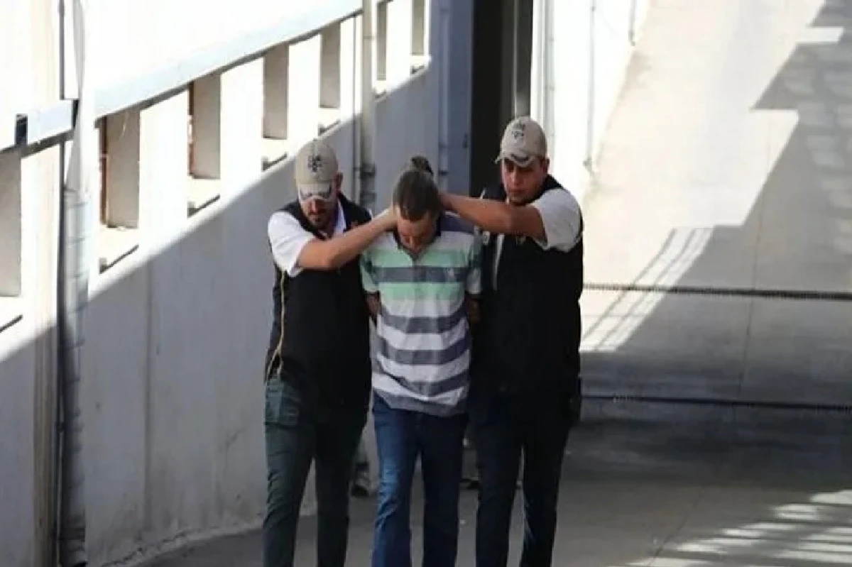 Yer : Adana / Çukurova... 6 Yıldır Aranan FETÖCÜ Öğretmen yakalandı! 